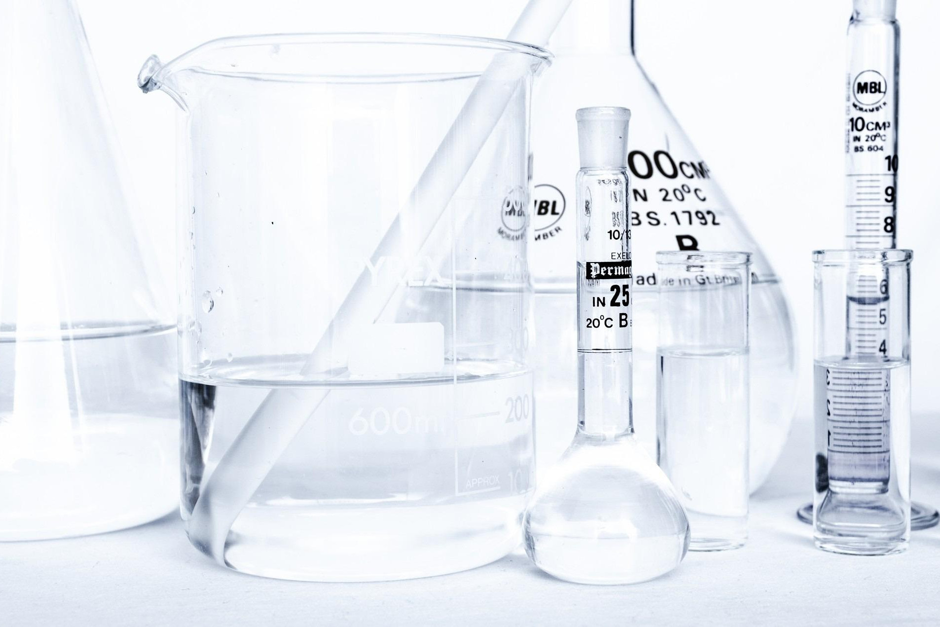 Reusable Boxes for Medical, Laboratory & Scientific Applications